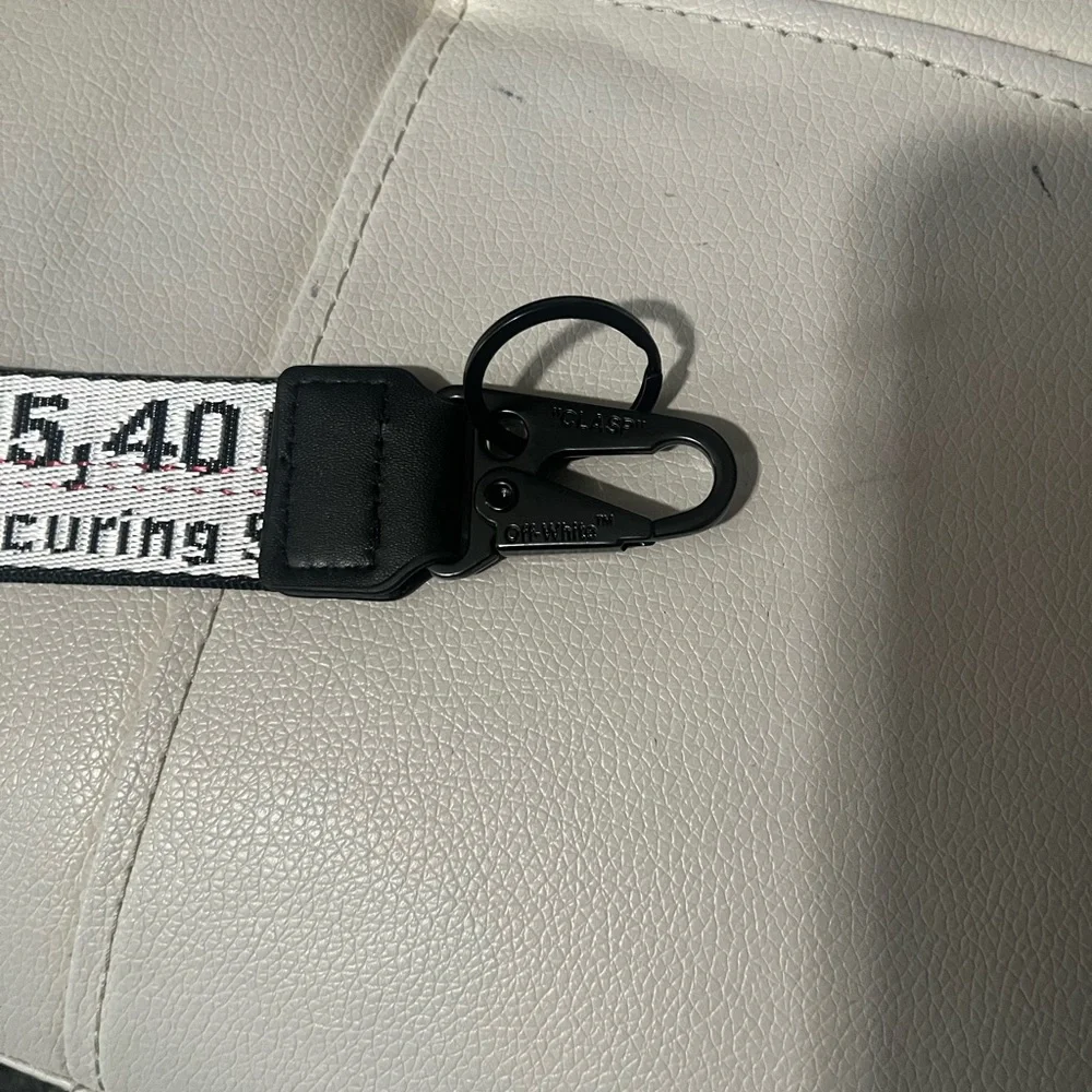 Keychain - Picture 7 of 7
